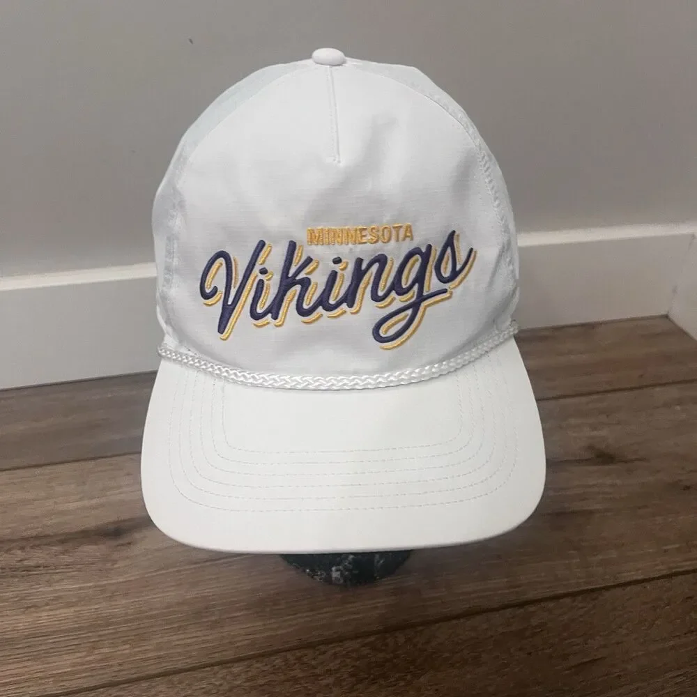 Minnesota Vikings Football Roper Script White Snapback Hat Cap OSFM '47 Brand